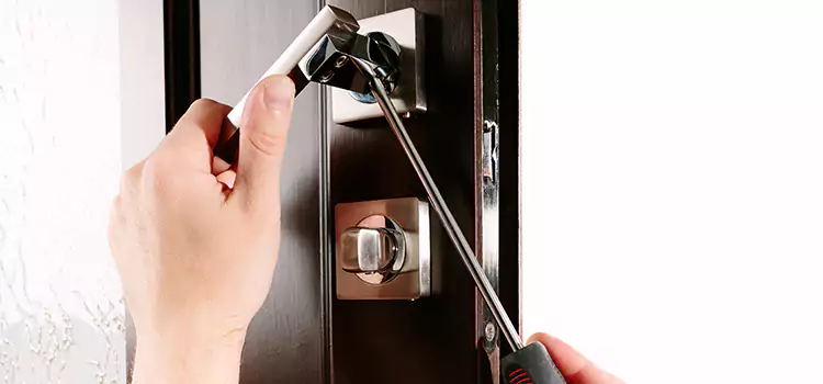 Door Lock Replacement Service Dickinson