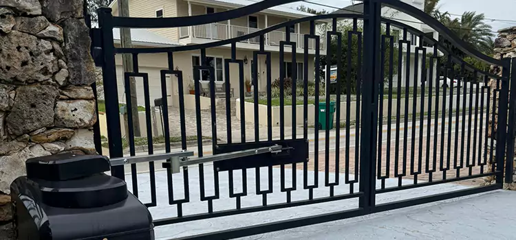 Swing Gate Opener with Keypad Dickinson
